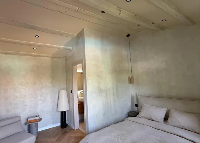 بيت ضيافة Le Chateau