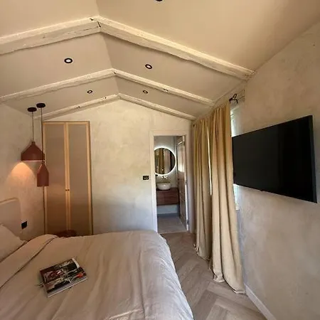 Le Chateau Гостевой дом 3*